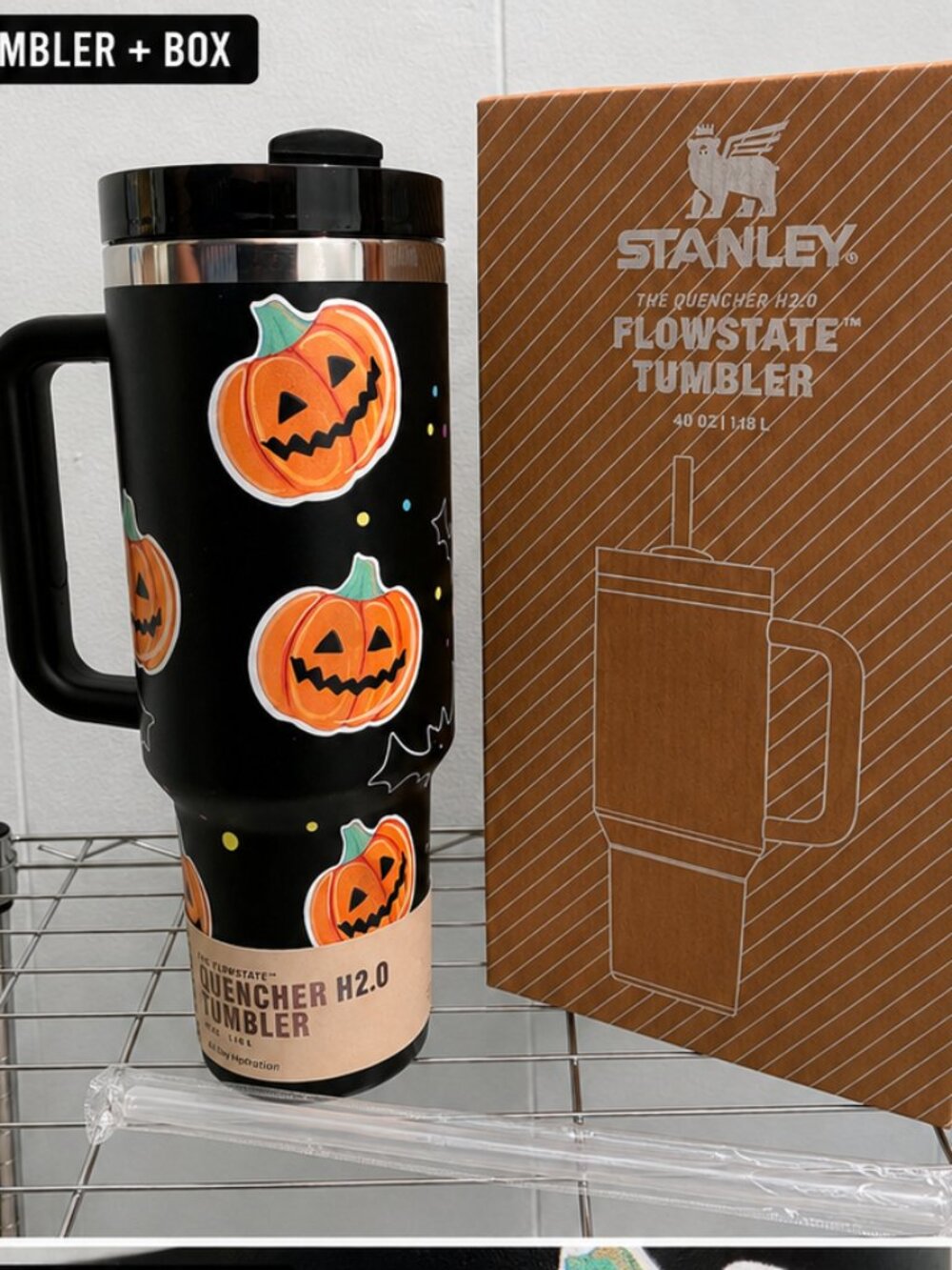 Halloween Stanley Quencher H2.0 Flow State Tumbler 40 oz
